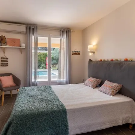 Villa Du Pin 4 With Swimming Pool And Landscaped Garden Cavalaire-sur-Mer