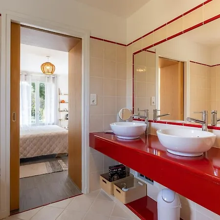 Du Pin 4 With Swimming Pool And Landscaped Garden Villa