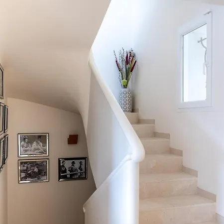 Du Pin 4 With Swimming Pool And Landscaped Garden Villa